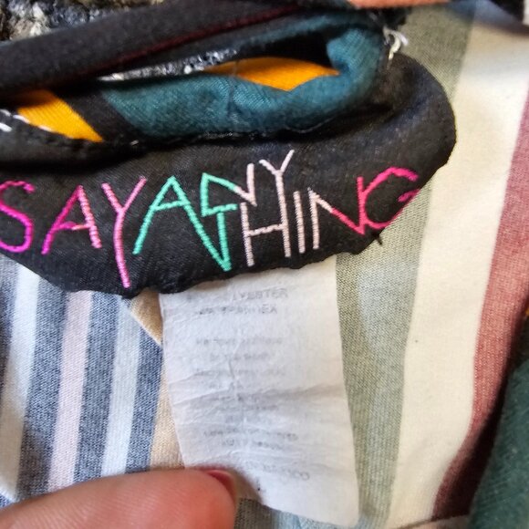 BOGO 🎀 BUNDLE OF 2 rouched tees- Sz Large - Picture 6 of 9